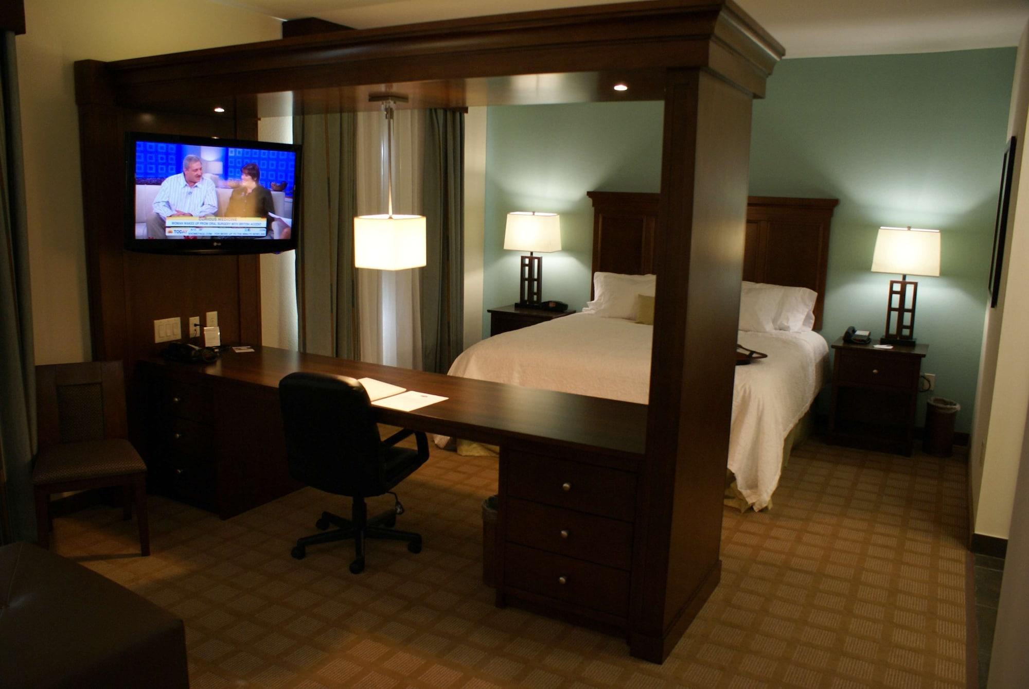 Hampton Inn & Suites Center Εξωτερικό φωτογραφία